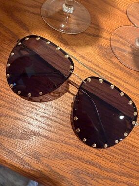 Stud-Trim Aviator Sunglasses - Black